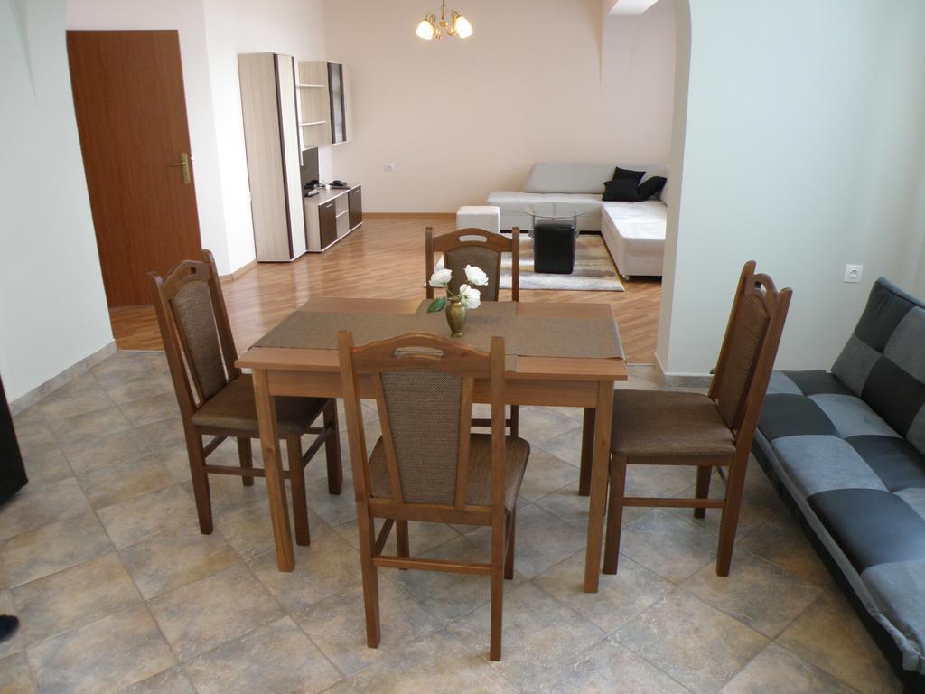Apartments Kaloyan Veliko Tărnovo Exteriör bild